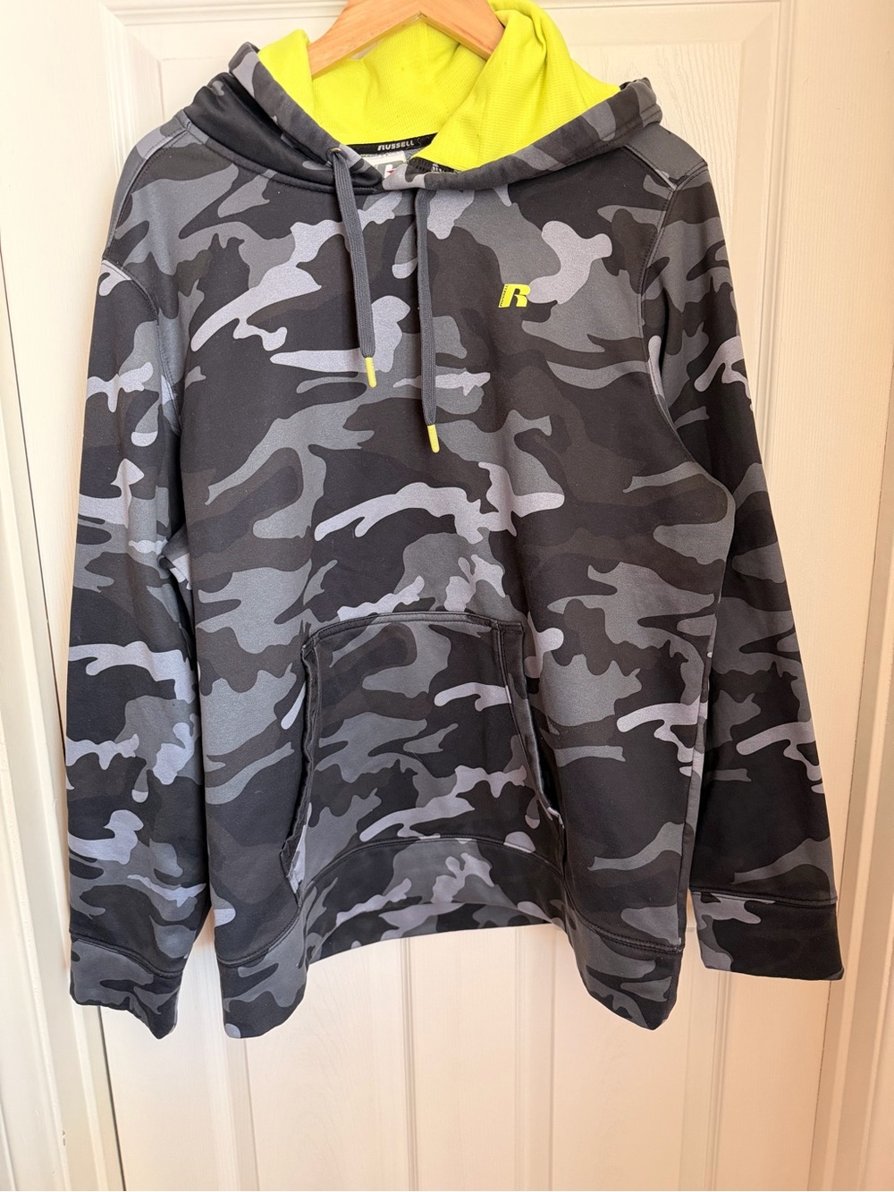 Russell Athletic Gray Fleece Pullover with Neon Accents - Men's Size L (42-44).